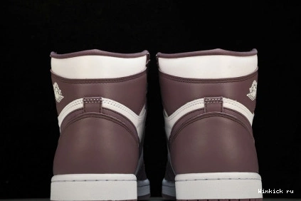 1 High OG Jordan “Mauve” 0731